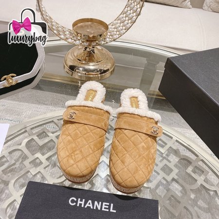 Chanel 21B Brown Suede Turnlock CC Logo Shearling Clog 35-41