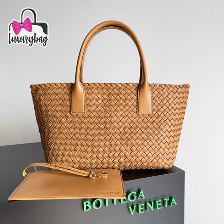 Bottega Veneta Medium Cabat