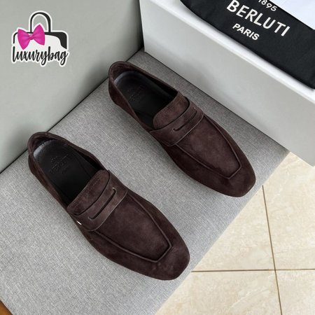 Berluti Lorenzo Drive Camoscio Leather Loafer