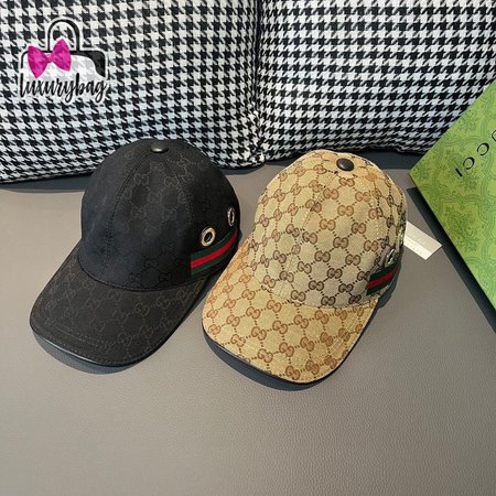 Gucci GG Canvas Baseball Hat