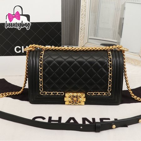 Chanel Boy 8012