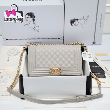 Chanel Boy 67086