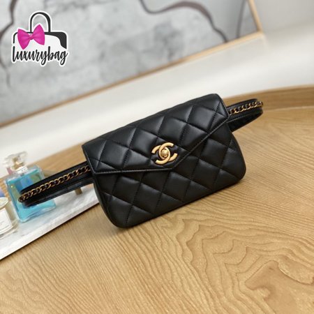 Chanel Pre-Owned Leather Hip Clutch Bag