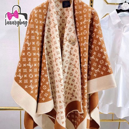 Embrace Letter Jacquard Shawl Scarf