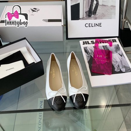 Chanel Ballerinas Lambskin & Patent Calfskin White 35-40