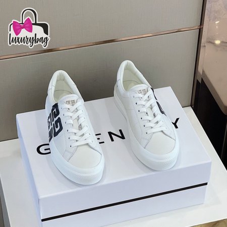 Givenchy Sneakers City Sport In Leather With Tag Effect 4G Print 38-44