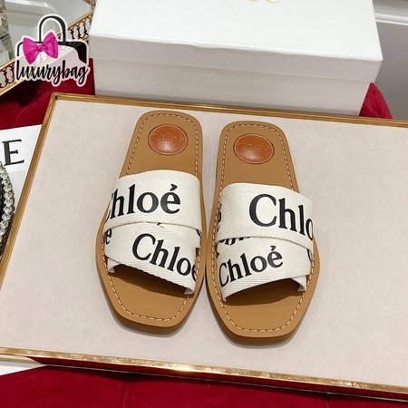 Chloe Woody Flat Mule 35-40